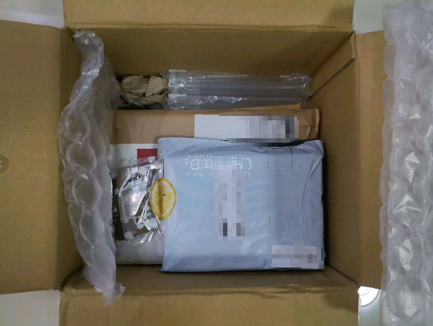 第一次使用挖煤姬，从下单到收货，如咖啡加入牛奶般丝滑。货品搜索不错，配合图片搜索，很多冷门书籍都能找到。UI简洁干净，规则清晰明了，不管是付款还是发货都明明白白。很不错的购物体验，下次会再来。顺便说句，有笔单子的日方卖家随物送了包咖啡，这包咖啡漂洋过海到我桌前，礼轻...