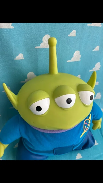 上周收到的一箱，才记得发一下。外箱完整干净无压坏，箱子不算大。箱内物品保护到位，泡泡纸塞的满满的，无受损