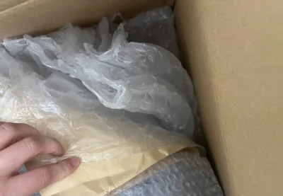 包裹包得很好，就是还是老话重提，希望不要过度包装，好多都是有最少三分之一是气泡垫，导致箱子过于庞大，还是希望后续可以出一下24H内或者卖家未发出可以退款，收取一定手续费也可以。希望未来能更人性化一些。