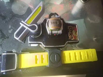 还得是挖煤姬。竹蜻蜓又快又便宜。包装还非常棒。
东西完好无损 太帅了 太喜欢无限魂和气泡罐了。尤其是雷蜓。
期待下一次的竹蜻蜓到货。