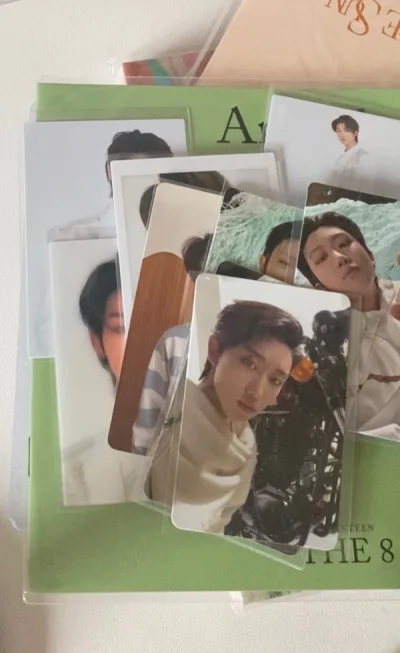 发货还是一如即往的快 去年9月份就到了但一直忘记评价?
买了好多次的卡 这里说一下yhm的包装真的可以每张卡都给我套上卡膜了 克拉盘都还有袋子包着
这里炫耀一下我好价盘收的星八kkkk
下次还会再用挖煤姬切卡的???