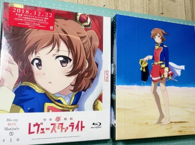 加上国际邮费也算比较好价˘•灬•˘ 这次物流蛮快的 色纸和文件夹都用硬纸板包装得很完美所有物品一点磕碰都没有૧(●´৺`●)૭而且这次同欢运气也超好（指没被抽税＞▽＜ ）总体感觉比前两次还舒服?很开心