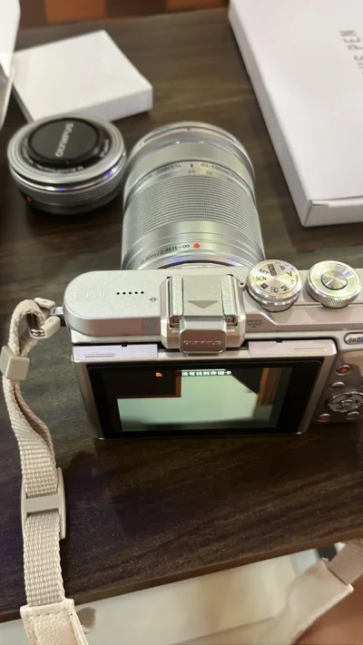 商品受到了，这个商品的质量简直是yyds了，用起来也特别的好，然后质感也很好，看起来很高级的，适合放在家里使用的，也适合送人的