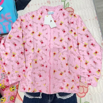 看了很多攻略 然后自己下载了app淘 关键词很重要 然后自己选择新旧状态 我比较喜欢新一点的 就筛选了全新未使用和接近未使用 收到后都是带有吊牌的 总之第一次购物就体验很棒 感谢挖煤姬