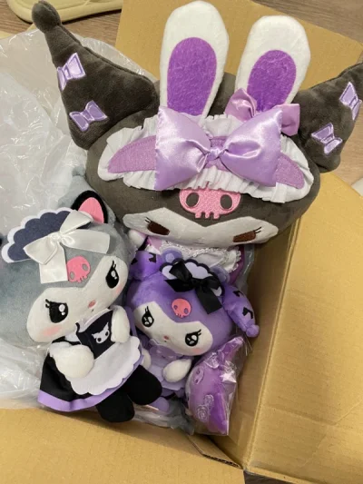 妈呀，三丽鸥库洛米也太可爱了，超卡哇伊，每个脸都超甜，都是全新的，包装很好，物流非常快，一次非常不错的购物体验！搜索界面很干净整洁，能快速的找到自己想要的商品，简直超赞！