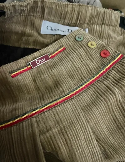 包装非常好每次都不用担心快递速度越来越快了
差不多一周左右就到啦合单速度也越来越快了非常
好感谢辛苦了