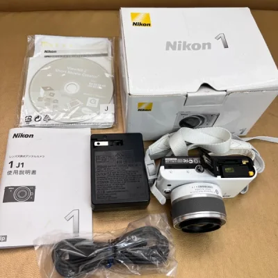 哇哇哇~奶白色太好看啦！很新很新，没有伤痕！功能正常，东西很齐全！家人们谁懂啊？真的超爱的~还会再来的！