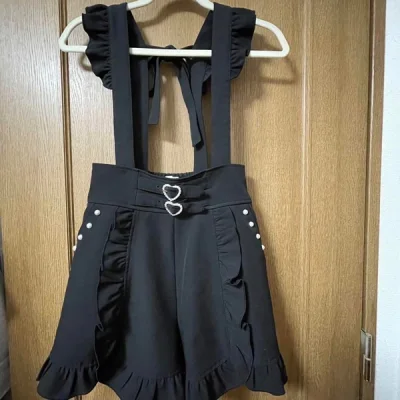 ep的速度很好，不到一周就进海关了，运气不太好被税了，希望下次能平安。挖煤姬包装比想象中好很多，衣服也都没事，非常棒的购物体验，下次还会用挖煤姬。这次日拍买了挺大额的，挖煤姬比代购便宜很多，大额真的很合适，非常安心，下次还会买 