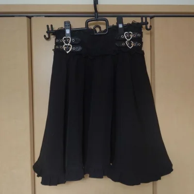 第n单顺利到达没有被税！这一单买的是一条黑色裙子，走的ep 物流大概一周。选了加固泡泡纸超多，衣服很幸运没有压褶！收到非常开心！希望后面几箱也顺利到达～