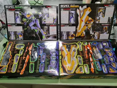 第二次挖煤，依旧是很棒的体验。正好赶上门和煤炉的合作，有300円的优惠券。

商品都很棒，从选择邮寄方式到现在14天安全拿到手，走的是EMS。有点可惜的是被税了，正好还是买的东西较多的这次（哭。

初号机盒子以及本体都能看出有被把玩的痕迹，但没有蹭漆，99新。零号机...