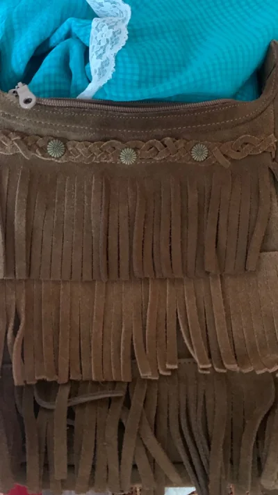 最近国际件的速度越来越快了，每件物品都几乎都全新，状态都超级好。卖家还很贴心写了卡片，手写体慢慢的诚意。接下来，还会继续买买买