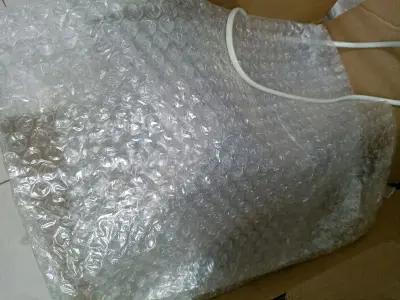 第二单竹蜻蜓啦~速度还是同样很快，在没有增加加固服务的前提下，还是给了泡泡纸放震，在单件数量少的情况下，真的很适合用竹蜻蜓