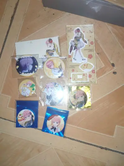 超级不错包的很细心，外包装包的也很细心好多泡泡纸都很难拆哈哈，在平台挖到的好价真的超级多，偶尔挖到的吧唧就是我的梦情。