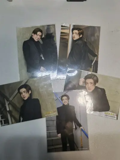 这波走的海运，从发出到手里一共一个月，中间还被重新申报了，还好烧普都安全到了，锅子的杂志也太好看了，还买了好多雪人的海报，好看