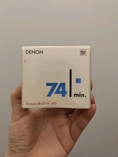 在日雅代购的md碟片，选择的海运速度还可以，价格非常便宜，到货物品完好无破损，体验非常好，app里费用分类也清晰。