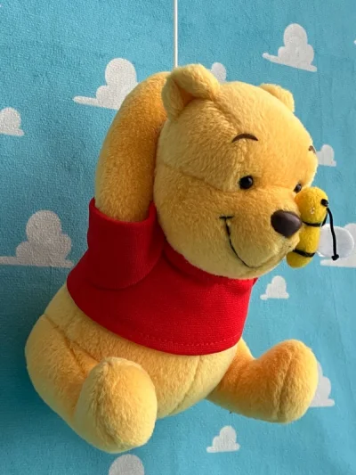 今天收到的一箱，外箱完整干净无压坏。箱内泡泡纸很多保护妥当，都没有压坏。物品都有单独保护，物品完好，