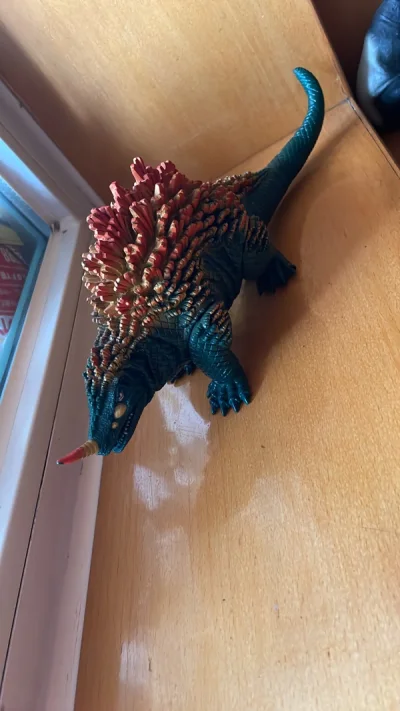 很不错的购物体验，东西很好很优秀，万代的涂装也很棒很出彩也很出色，希望挖煤姬办的越来越好，真心的不错。