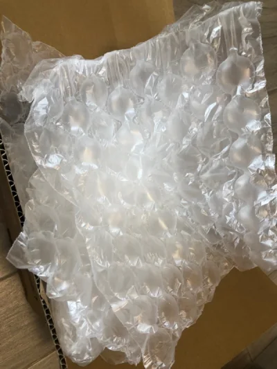 这次东西淘到划算的，正好又赶上挖煤的劵。合单速度也变快了，寄回来才花了九天。淘到的玩具也很喜欢，最重要的是完好无损～