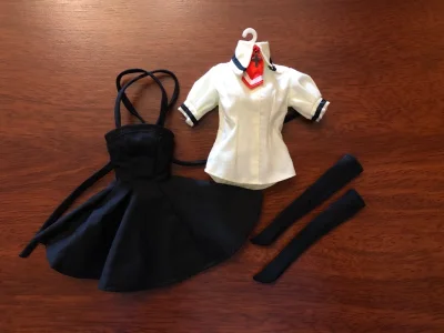 第三次用挖煤姬App了，煤炉和日拍网购物都很方便。可以买到绝版的娃娃小物！
这次用了ep，整体物流还是很快的，大概12天，含休息日。包装非常好，泡泡纸和纸箱都很厚。期待下次购物！