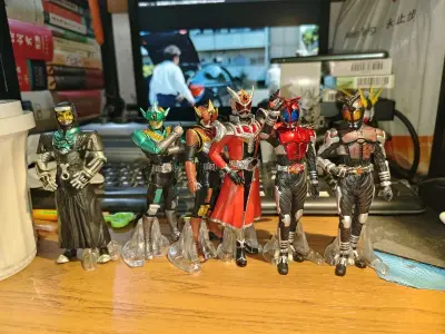 买了一套hdm的假面骑士盒蛋和龙珠大蛋第五蛋，走的海运，东西都没啥问题，价格我觉得也算不错，挺满意的一次购物。