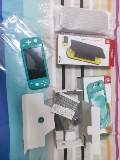 已经在平台上，煤炉上面购入挺多次的了，现在也方便，升级后操作界面简洁，手续费也不贵，刚好也有搞活动，手续费减半还有减300日元的优惠券，加起来450日元，又少了二十多块，加上积分抵运费，比之前的还要便宜不少，卖家那边发货快，ep物流速度也快。