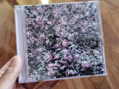 这次一共从三个商家共采购七样物品，所有物品完好的，按时到达，内外包装都非常认真仔细。非常推荐。
邮政快递的性价比很高，差不多，十个工作日就到了。