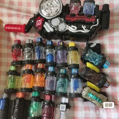 也是赶在build驱动器再版前购入了一小套的build玩具，刚好可以搭配即将再版的腰带；碰巧巧爷的csm也要再版，豪华版也是没有加速表 刚好搞一个