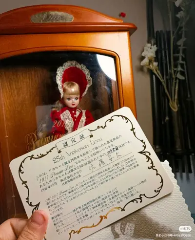 衣都非常的好，而且都很划算。卖家也很好，包装的很细致，邮费也很划算，特别适合单的时候剪了很很多泡沫。