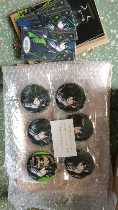 第一次在挖煤姬上挖煤，体验超级无敌好，不知道拍的怎么样，泡沫纸非常足，本来在收到件?非常的担心，但是拿到手开箱以后，真的非常惊喜，推荐大家挖煤首选挖煤姬