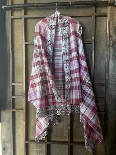 这一单三月份的路途稍微久了一点，应该是春节后在慢慢恢复吧，但是很值，选购的商品满意，春季正好用上，哈哈，感谢！