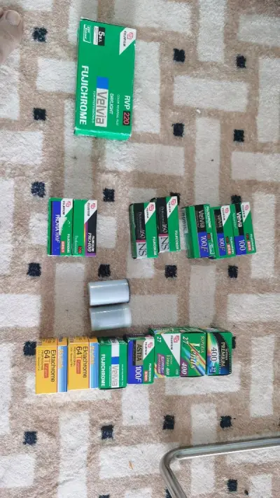 第一次在挖煤姬海滩胶卷，ep航空速度真是快，但是南宁海关是必查啊好无奈，虽然被税了，还好安全下车，缴了税款之后第二天就到了，包装挺好1都是裹的防震泡沫，都是纸质包装但是都没有挤压的痕迹，这个点赞喔！