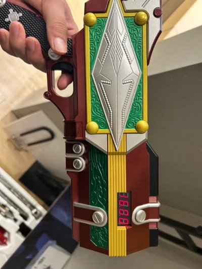 这次是在雅虎日拍购买的假面骑士格连csm变身腰带2019年发售的玩具雅虎日拍的话需要自己出日本的国内运费不过价格还是很实惠的