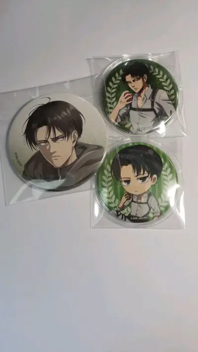 物流还挺快的，包的非常严实，没有任何划痕，总体来说还是不错的，快递盒没有挤压，里面填充到位，感谢出货