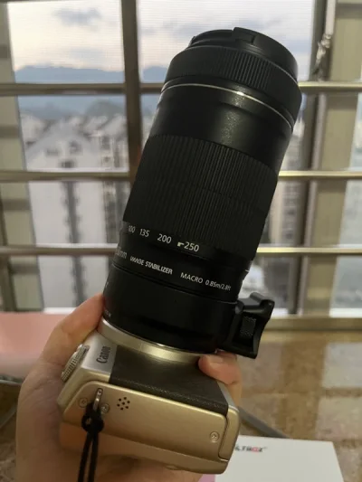 虽然比不上yq前的价格便宜，但比国内还是便宜不少，而且镜头可以走空运，大概一周不到就收到了！！！收到的镜头还是比较新的，无霉无尘，无任何刮痕，很新很满意。