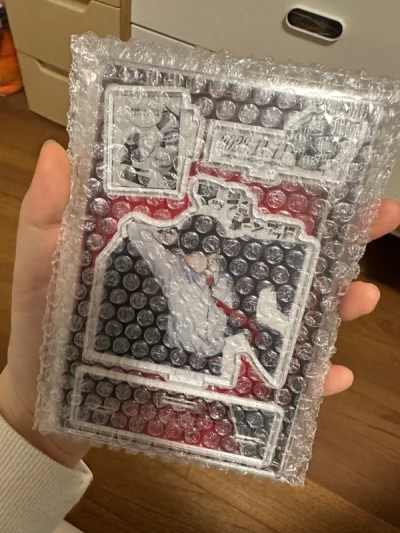 2022的马修生日立牌！快递速度很快，包装也很好！感谢挖煤姬！！安全收到啦！！马修立牌真的很帅气！很好的一次购物体验