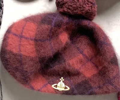 就是说帮忙买到好多美丽服饰太强了，现在衣服基本都在这买了哈哈哈，希望以后能推出更多功能越做越好，完善一些漏洞已经给客服提建议啦，加油加油！