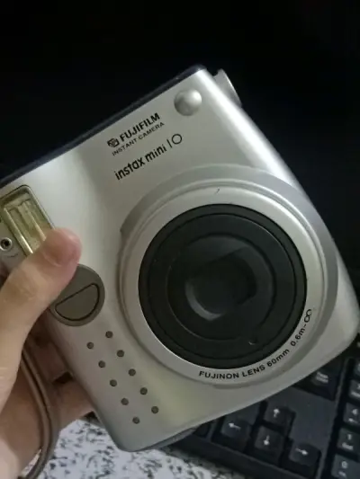 拍立得完好！拆开的时候真的超惊喜，没想到海运也就用了十几天，真的真的超级快，第一次海淘购物体验满分了我说！