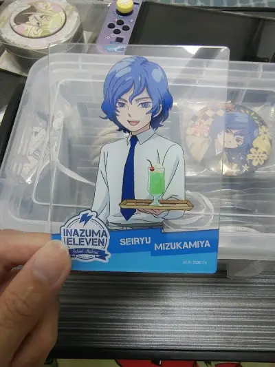 ems真的超级快，而且放假也不停发。我有个竹蜻蜓合单刚好放假前到仓库愣是卡了一个假期TT
不过谷子安全到家比什么都重要啦