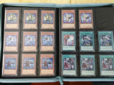 因为魔偶甜点这套卡组让我回忆起同时期一样画风可爱的鬼计系列，加上RC04中的金碎惰天使，于是心血来潮准备组一套鬼计卡组，便在挖煤姬上不断搜寻散卡，至少比套收便宜很多而且齐全。同样是近一个礼拜才到手，真希望可以有超极速快递3天送到。