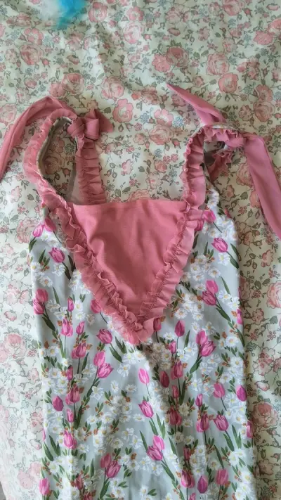 邮政依然是慢慢慢的要命，发了EMS居然21天才到。这次也是没踩什么大雷，卖家基本都很实诚，衣服新新的香香的，保存的也非常的好。捡漏太开心啦