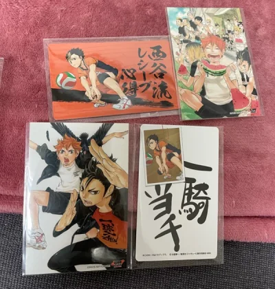 ems真的可以… 速度很快 除了邮费比ep贵我都快忘记被税是什么感觉了？？樱花妹还是一如既往包装得很好 纸片全都无伤??