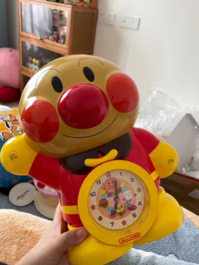 这次还是选择的海运！包装也非常完整，挖到了面包超人的大闹钟！很满意这次也没有被税，会继续购物的。 