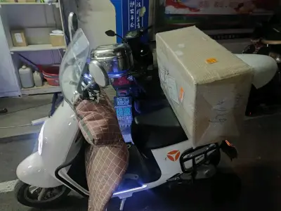 为了扫胶片所以看中了爱普生的gtx980平板扫描仪，国行的v850还是非常贵的，日本还好不到4000拿下，太沉了只能走海运，收到后包装非常严实，废了好大劲才拆开，没有任何破损，机器一切功能正常，很棒的体验！