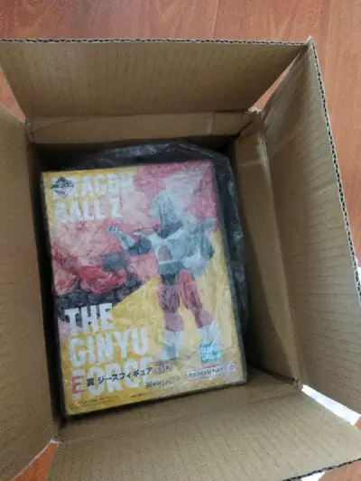 时间上还是不错的，东西打包很到位。海关放行也挺快的，虽然有点曲折但最终还是拿到了，很不错的一次购物体验。