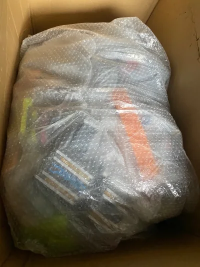 挖煤姬包装还是那么好，气泡纸保护的好好的，经过了漫长的等待，终于收到了心仪的东西，商品包装的很完整，物流速度也很快，毕竟是跨国，无意中发现了挖煤姬，有了他，日淘太方便了，快捷还有保证