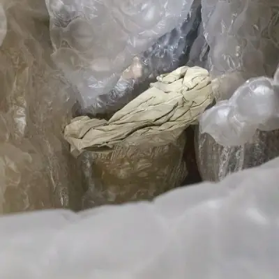 这次又被税了，税得我无话可说，这次东西有的还可以，有一家的不行，隐瞒瑕疵，坏了好几个，掉色也很严重，有点失望?