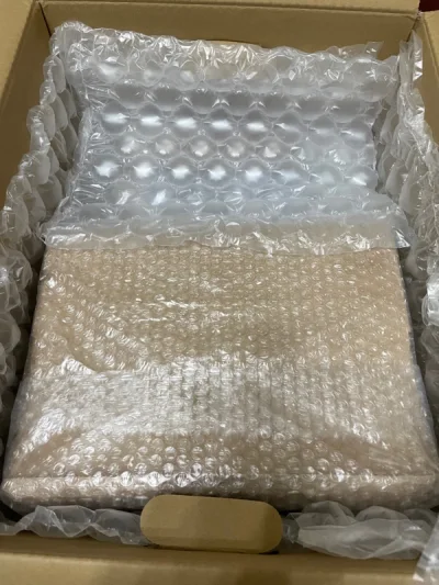 第四单了，包装非常安心，厚泡泡纸裹的非常严实，到手的手办都是八角尖尖，每个商品都单独包装，箱子里还有塞别的缓冲泡泡纸，盒子完好～速度也很快，虽然有补充申报但是走了海运一个月不到已经到家了，路上还有几单，坐等到家～