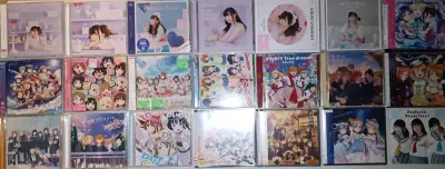 happy，这次又到了好多ll碟，包装依旧给力，速度也可以，价格当然是划算的。推荐大家使用，感谢平台代购！下次也会用挖煤姬进行购买