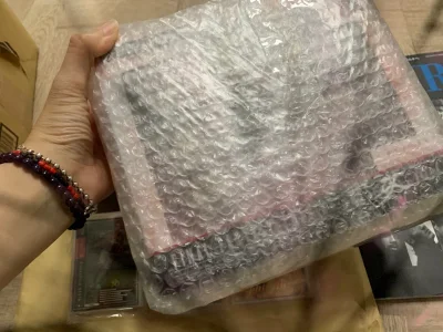 这次空运赶上五一假期，所以稍微慢了点，从日本到国内大概用了3天，也算是正常时效吧，不过很神奇，每次我都是按照2kg的量去寄的，结果每次合单后的重量都大大小于这个重量，我在想这包装重量有这么重吗？而且其实寄回的话也是带着原包装的。。。不过多的运费倒是也有退回