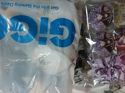 与卖家描述一致,完全超出我的期望值,包装很仔细、严实,汇率好，平台服务态度也好，总的来说这次是很满意的一次购物,感谢平台给我海外购的机会